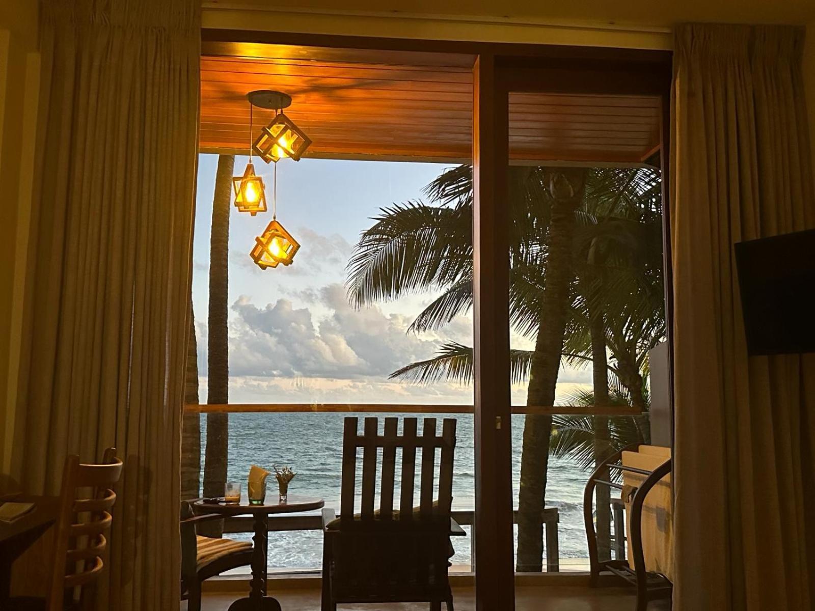 Bk Beach Boutique Hotel - Хиккадува Экстерьер фото